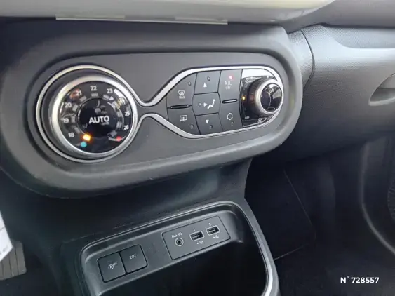RENAULT TWINGO III - voiture d'occasion - Photo 15