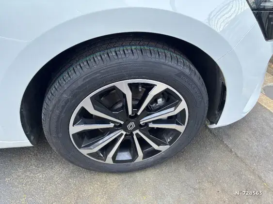 RENAULT CLIO V - voiture d'occasion - Photo 8