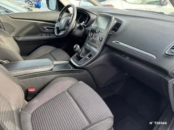 RENAULT SCENIC IV - voiture d'occasion - Photo 9