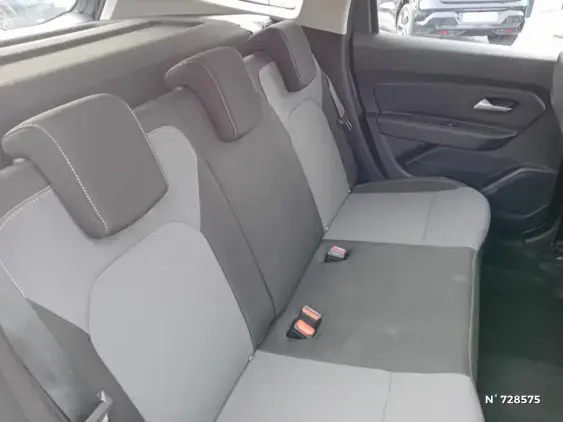 DACIA DUSTER II - voiture d'occasion - Photo 11