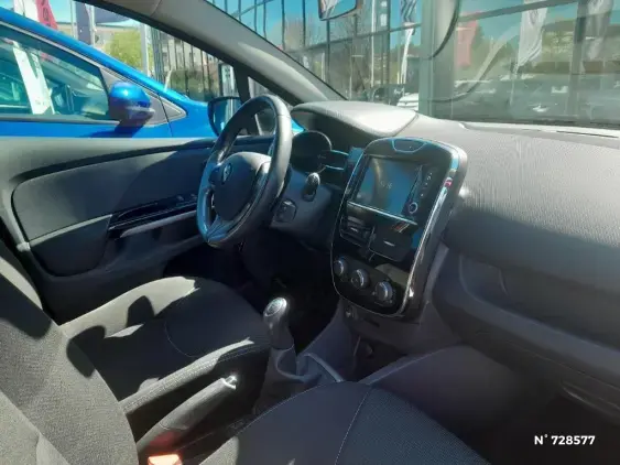 RENAULT CLIO IV - voiture d'occasion - Photo 10