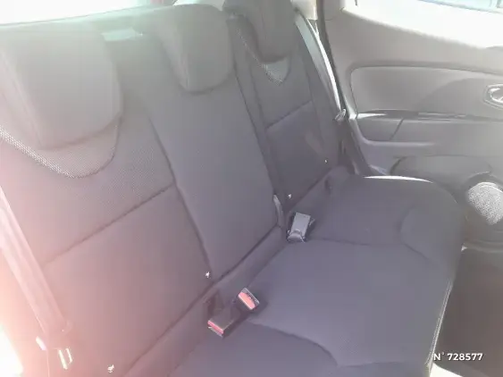 RENAULT CLIO IV - voiture d'occasion - Photo 11