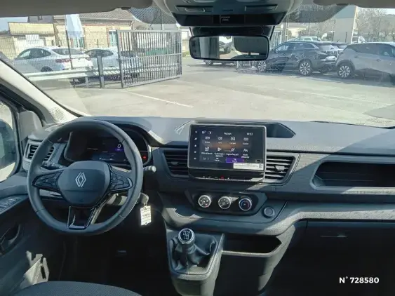 RENAULT TRAFIC III - voiture d'occasion - Photo 9