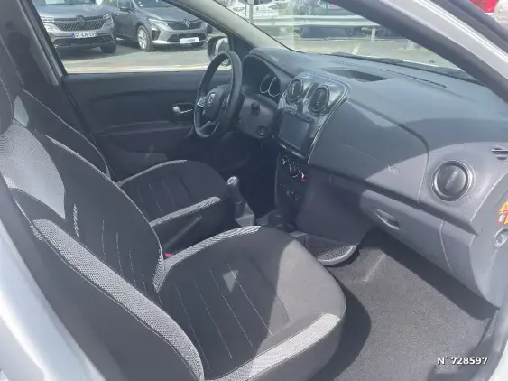 DACIA SANDERO II - voiture d'occasion - Photo 10