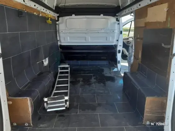 RENAULT TRAFIC FG III - voiture d'occasion - Photo 7