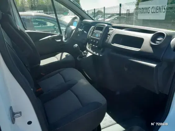 RENAULT TRAFIC FG III - voiture d'occasion - Photo 10