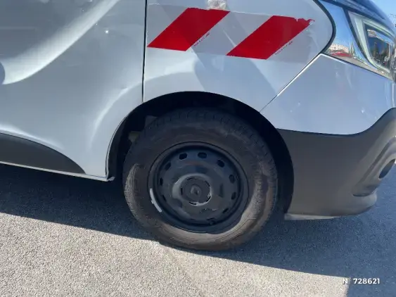 RENAULT TRAFIC FG III - voiture d'occasion - Photo 8