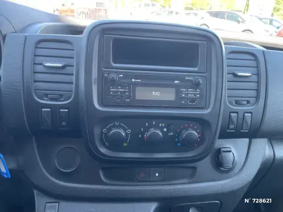 RENAULT TRAFIC FG III - voiture d'occasion - Photo 13