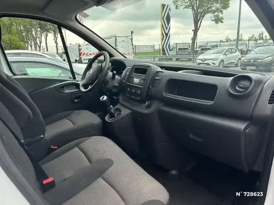 RENAULT TRAFIC FG III - voiture d'occasion - Photo 10