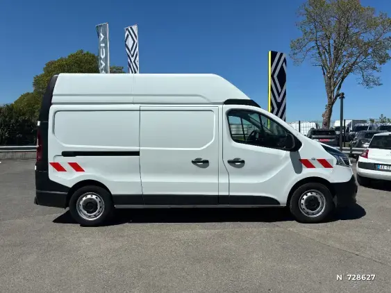 RENAULT TRAFIC FG III - voiture d'occasion - Photo 4