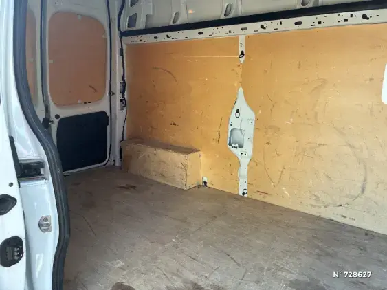 RENAULT TRAFIC FG III - voiture d'occasion - Photo 10