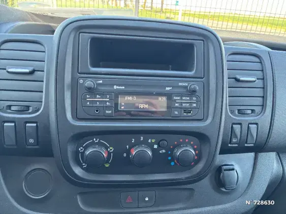 RENAULT TRAFIC FG III - voiture d'occasion - Photo 13