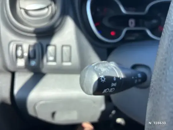 RENAULT TRAFIC FG III - voiture d'occasion - Photo 14