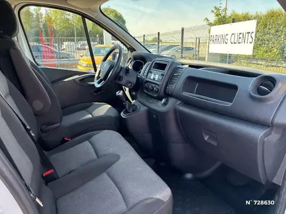 RENAULT TRAFIC FG III - voiture d'occasion - Photo 10