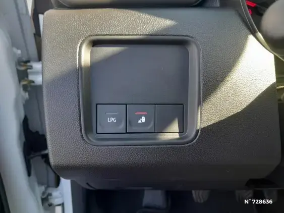 DACIA DUSTER II - voiture d'occasion - Photo 15
