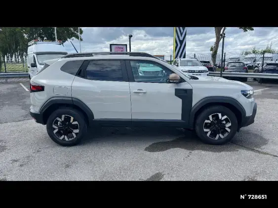 DACIA DUSTER III - voiture d'occasion - Photo 4