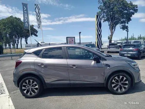 RENAULT CAPTUR II - voiture d'occasion - Photo 5