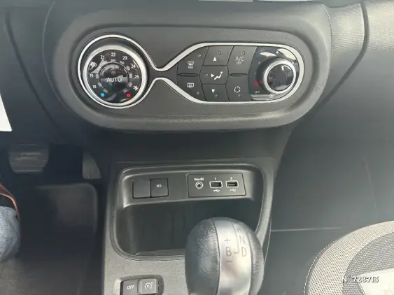 RENAULT TWINGO ELECTRIQUE III - voiture d'occasion - Photo 15