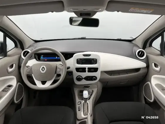 RENAULT ZOE - voiture d'occasion - Photo 9
