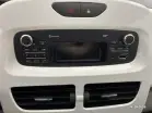 RENAULT ZOE - Photo 13