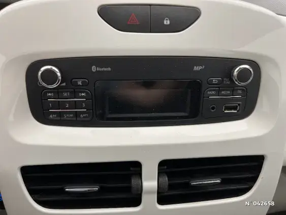 RENAULT ZOE - voiture d'occasion - Photo 13