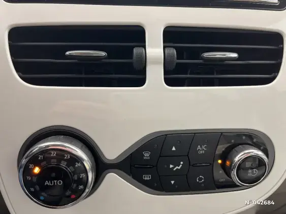 RENAULT ZOE - voiture d'occasion - Photo 14