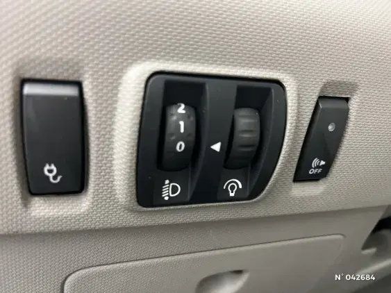 RENAULT ZOE - voiture d'occasion - Photo 15