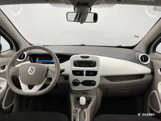 RENAULT ZOE - voiture d'occasion - Photo 9