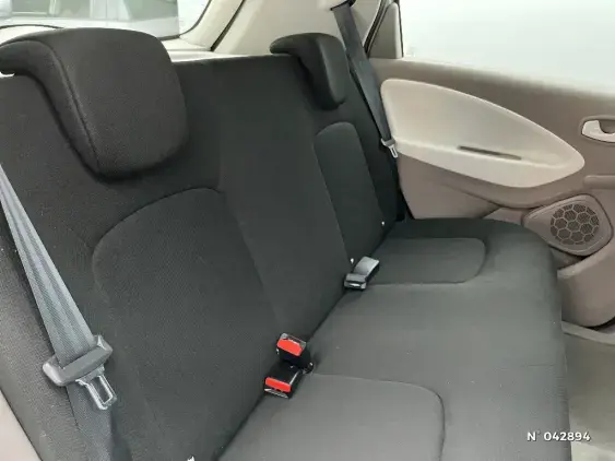 RENAULT ZOE - voiture d'occasion - Photo 11