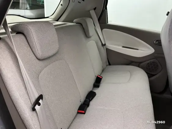 RENAULT ZOE - voiture d'occasion - Photo 11