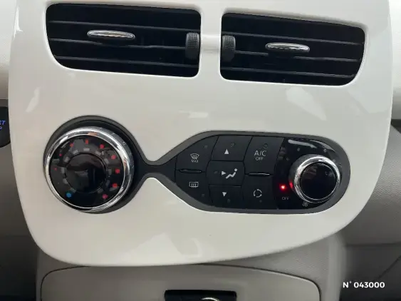 RENAULT ZOE - voiture d'occasion - Photo 14