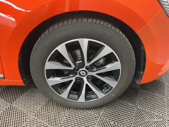 RENAULT CLIO V - voiture d'occasion - Photo 8