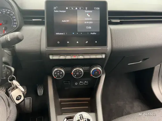 RENAULT CLIO V - voiture d'occasion - Photo 13