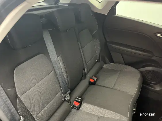 RENAULT CAPTUR II - voiture d'occasion - Photo 11