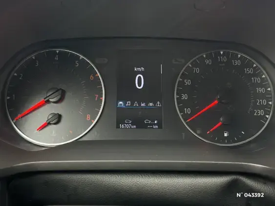 RENAULT CAPTUR II - voiture d'occasion - Photo 12