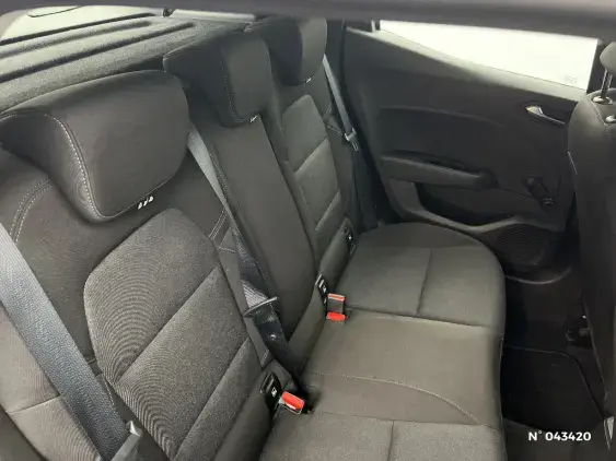 RENAULT CLIO V - voiture d'occasion - Photo 11