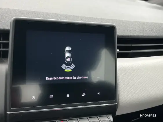 RENAULT CLIO V - voiture d'occasion - Photo 14