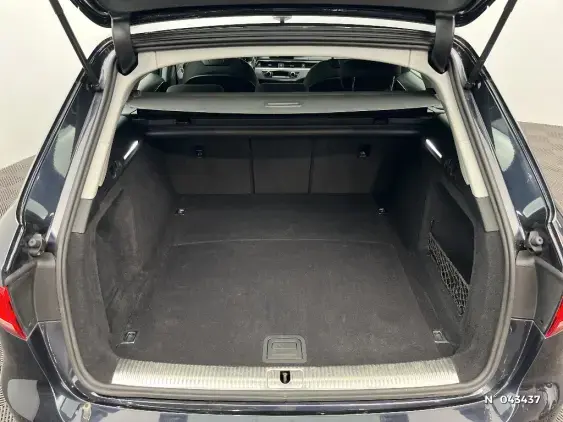 AUDI A4 AVANT V - voiture d'occasion - Photo 7