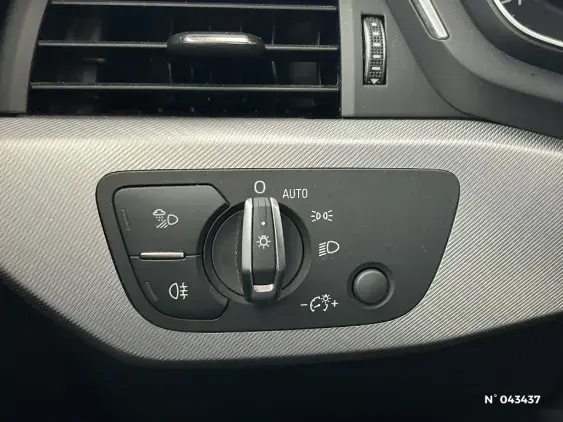 AUDI A4 AVANT V - voiture d'occasion - Photo 15