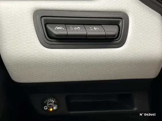 RENAULT CLIO V - voiture d'occasion - Photo 15