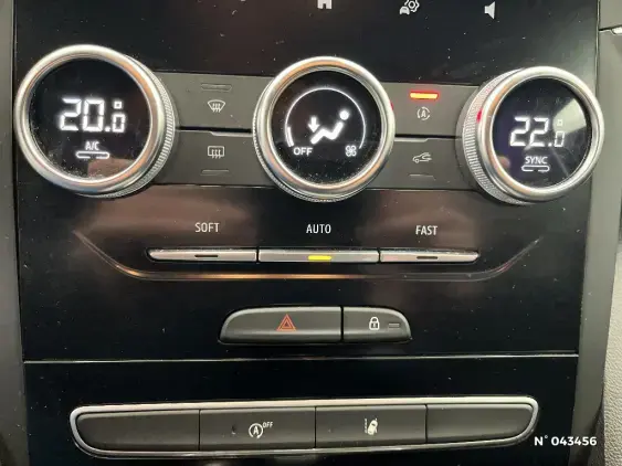 RENAULT MEGANE IV - voiture d'occasion - Photo 15