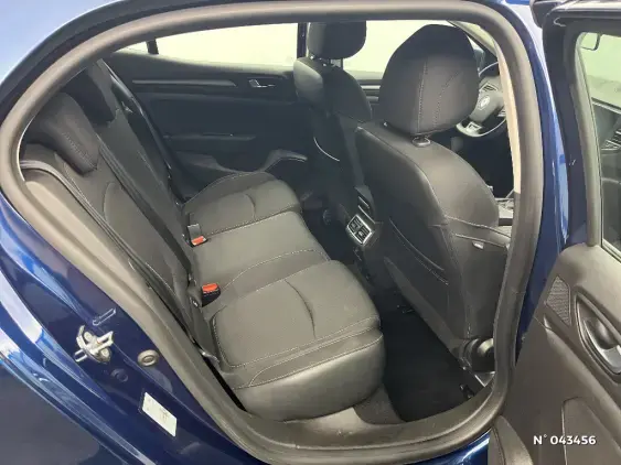 RENAULT MEGANE IV - voiture d'occasion - Photo 11