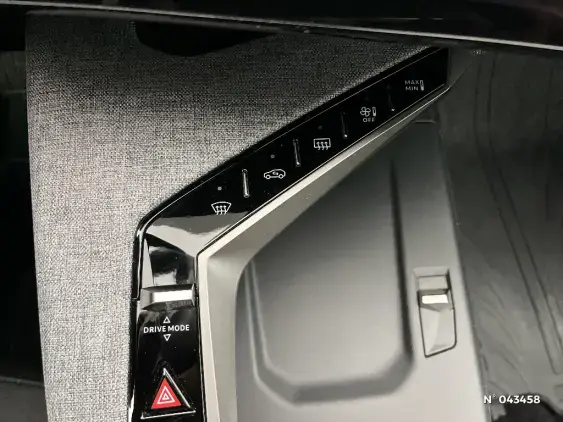 PEUGEOT 3008 III - voiture d'occasion - Photo 15