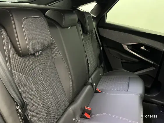 PEUGEOT 3008 III - voiture d'occasion - Photo 11