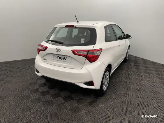 TOYOTA YARIS III - voiture d'occasion - Photo 4