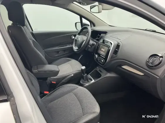 RENAULT CAPTUR - voiture d'occasion - Photo 10