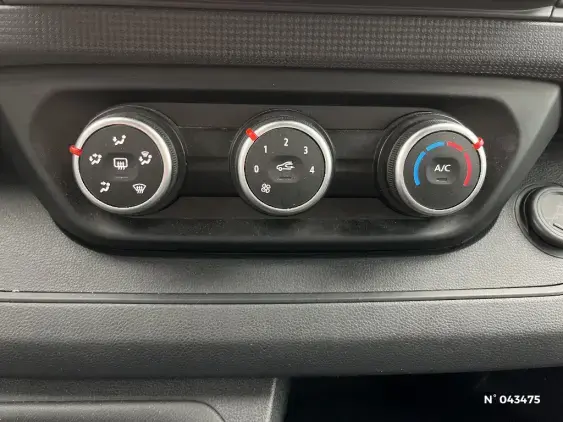 RENAULT TRAFIC FG III - voiture d'occasion - Photo 14