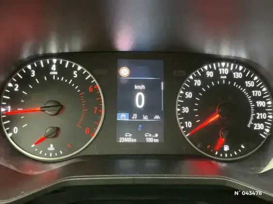 RENAULT CLIO V - voiture d'occasion - Photo 12