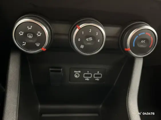 RENAULT CLIO V - voiture d'occasion - Photo 14