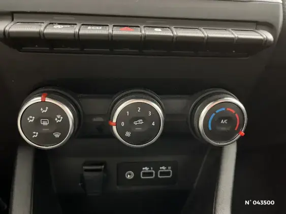 RENAULT CLIO V - voiture d'occasion - Photo 14